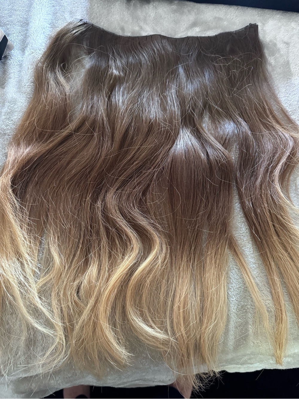 BELLAMI 20” genius weft sew in- Blonde Ombre Hair Extensions Brown/Blonde